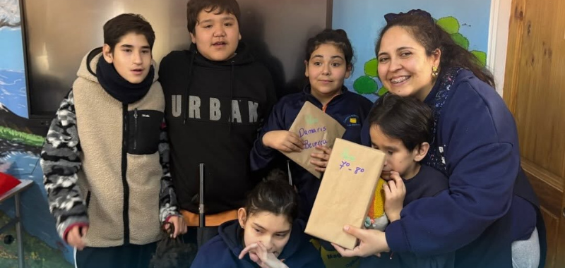 Escuela Las Encinas de Rancagua reconoce a sus estudiantes con mejor asistencia del primer semestre