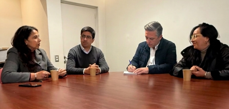 Diputado Hans Marowski visita Escuela Los Copihues de San Joaquín
