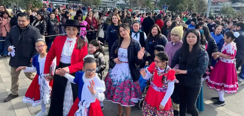 Escuelas de Fundación Educacional Coanil celebraron el Mes de la Chilenidad con bailes, desfiles y jornadas folclóricas